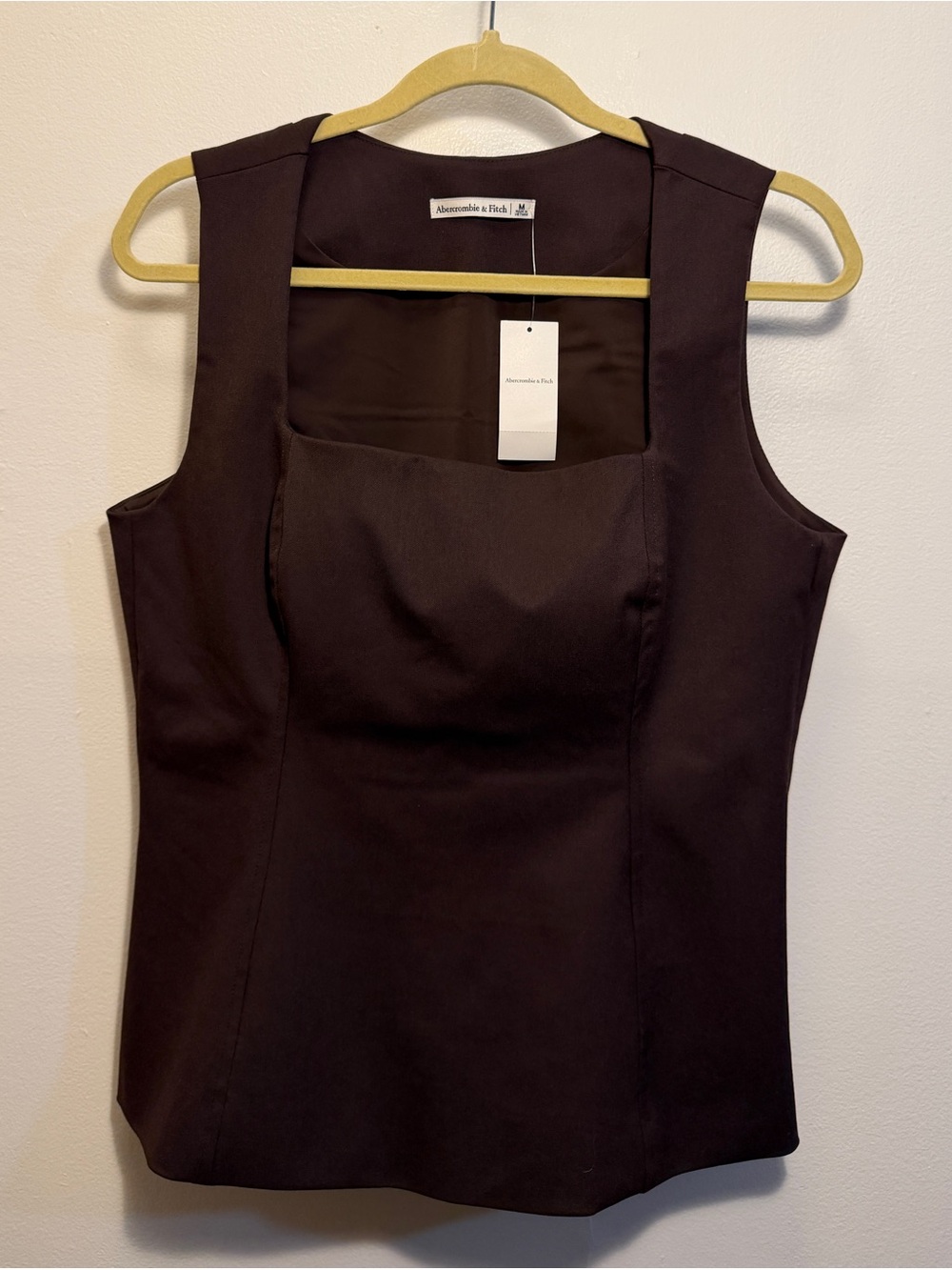 Abercrombie & Fitch Sleeveless Square-Neck Top in Dark Brown